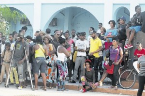 Supporters of Vybz Kartel gather out the court house!